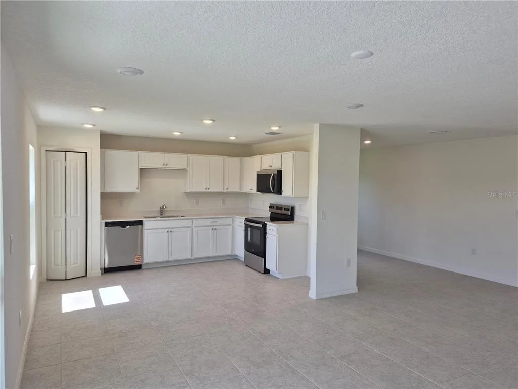 Photo of 8810 PINE BARK WAY