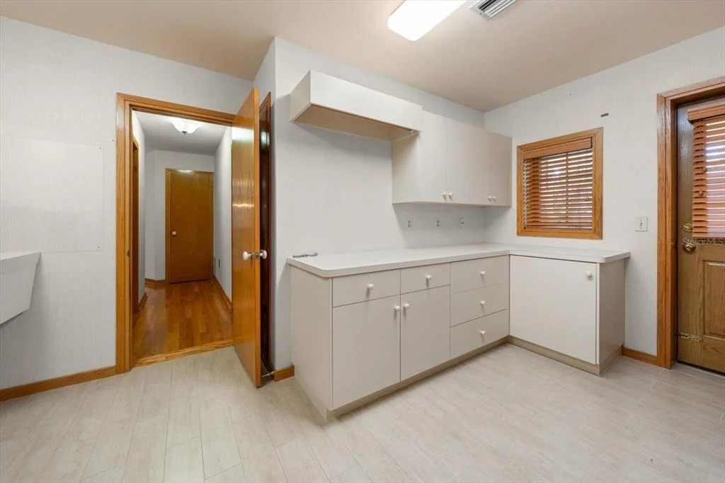 Photo of 220 HARBOR VIEW LANE