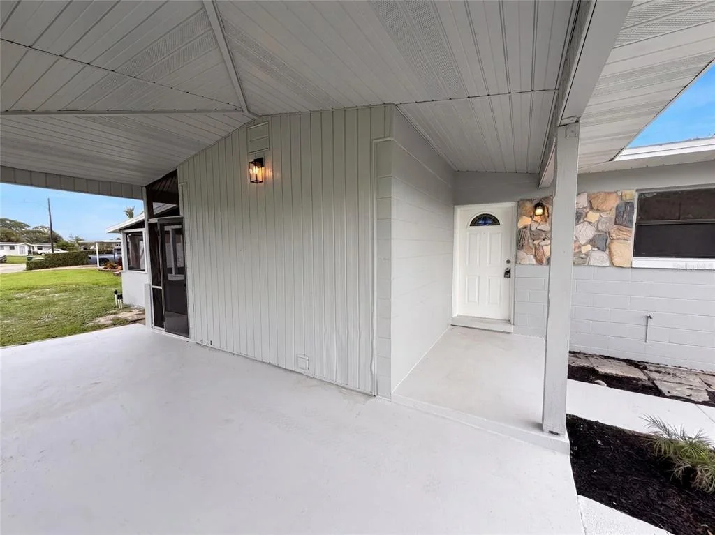 Photo of 1053 AZALEA LANE