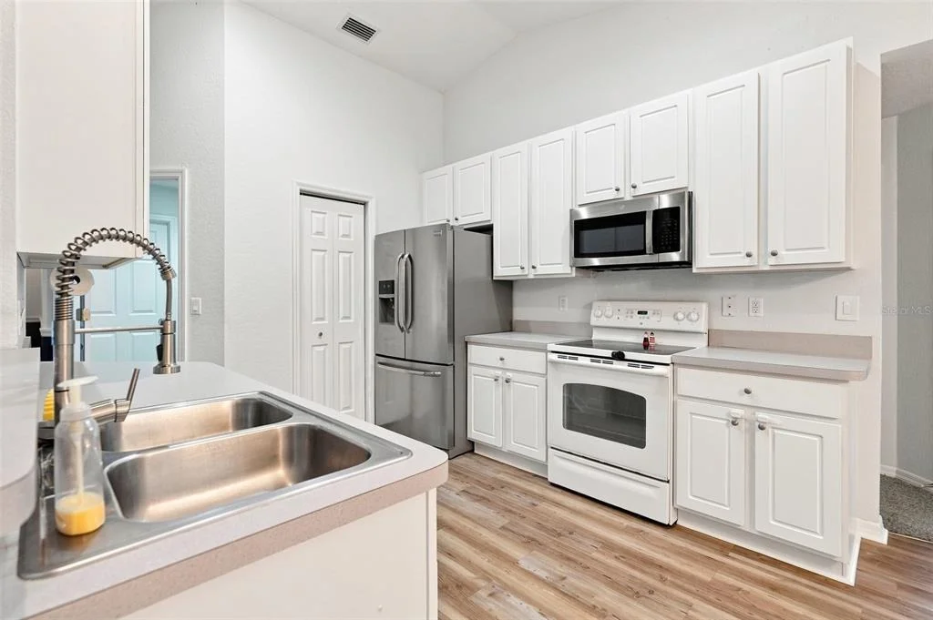 Photo of 10041 KIMBROUGH DRIVE