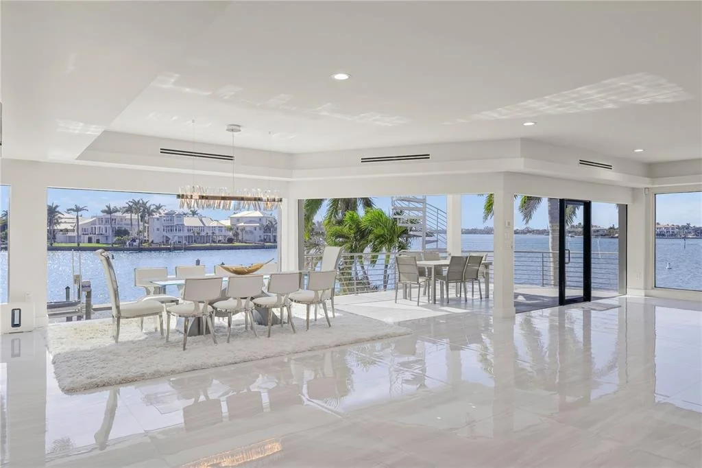 Photo of 1400 SIESTA DRIVE