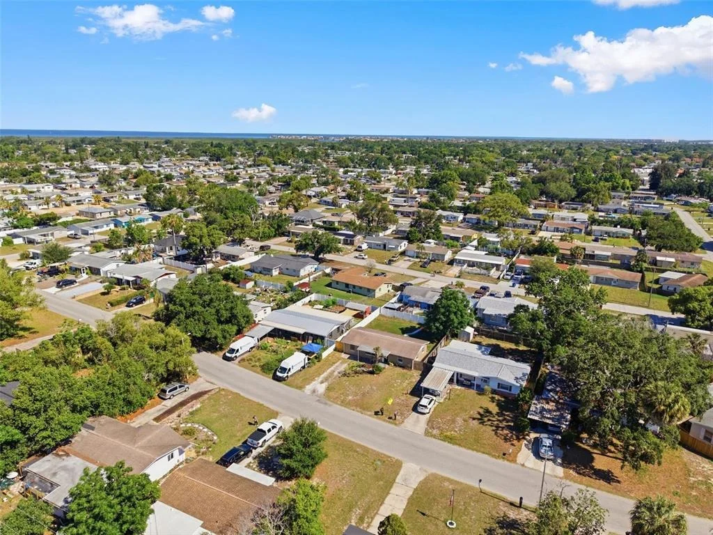 Photo of 4327 BEACON SQUARE DRIVE