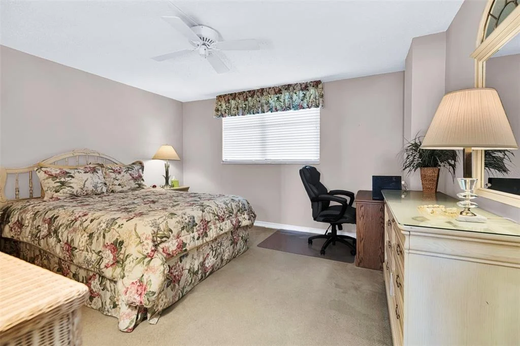 Photo of Unit 404 at 7990 A1A S