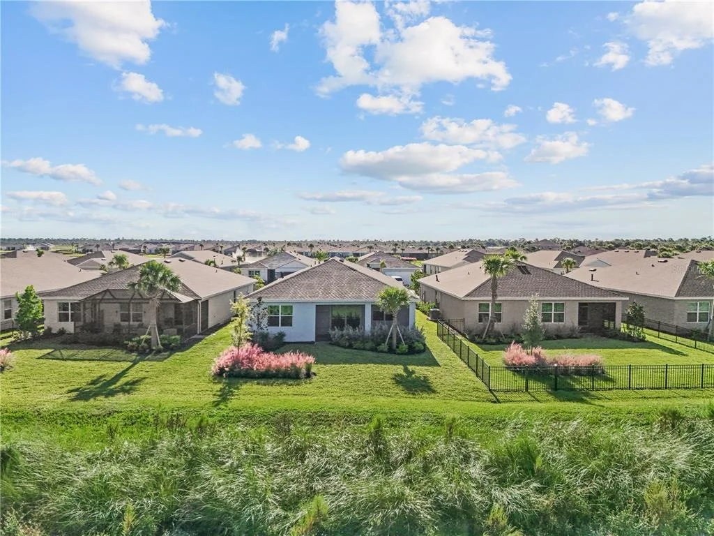 Photo of 17740 SHADE TREE LOOP