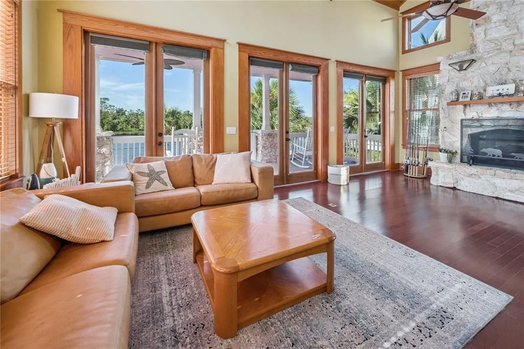 Photo of 1410 SE MAGNOLIA DRIVE