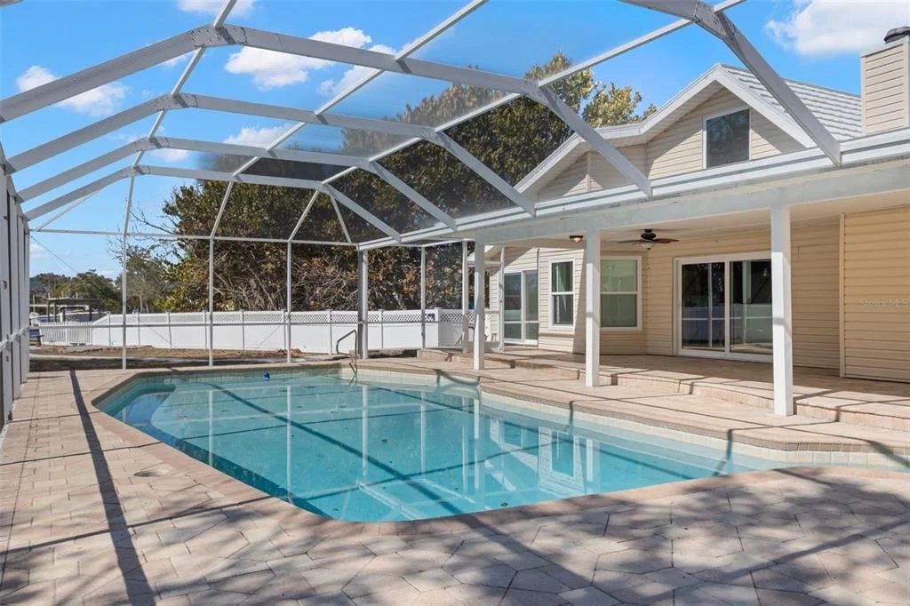 Photo of 2138 BAYOU DRIVE