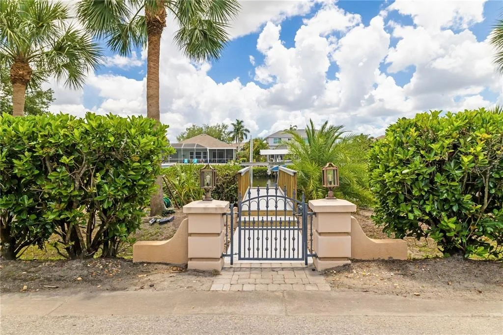 Photo of 3803 HAWK ISLAND DRIVE