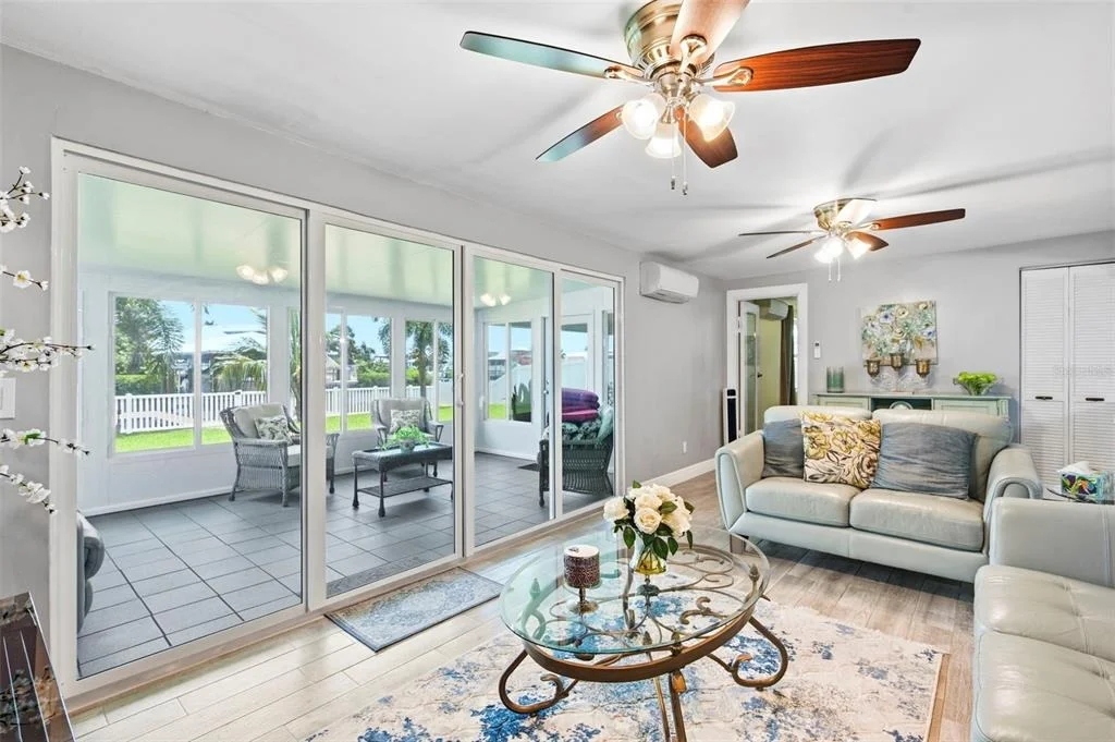 Photo of 485 FLAMINGO DRIVE