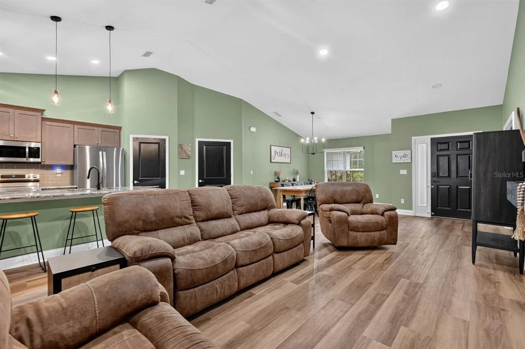 Photo of 5 LYNTON PLACE
