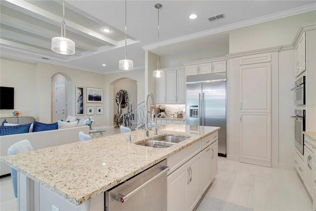 Photo of 617 CANOPY ESTATES DRIVE