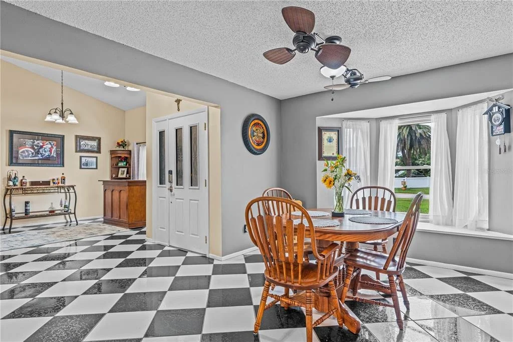 Photo of 460 CHAMPAGNE CIRCLE