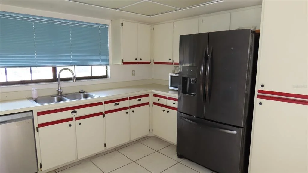 Photo of 3326 WHISPERING DRIVE N