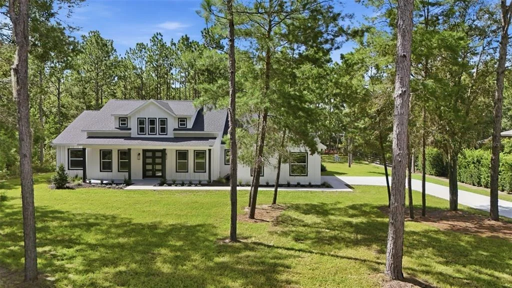 Photo of 2207 COUNTY ROAD 243E