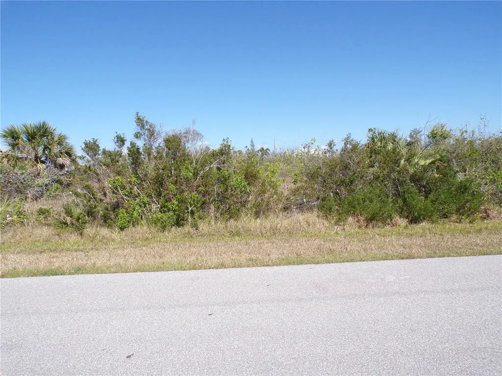 Photo of 15547 MCCOMB CIRCLE