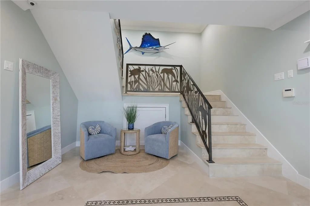 Photo of 313 HAMMOCK CIRCLE