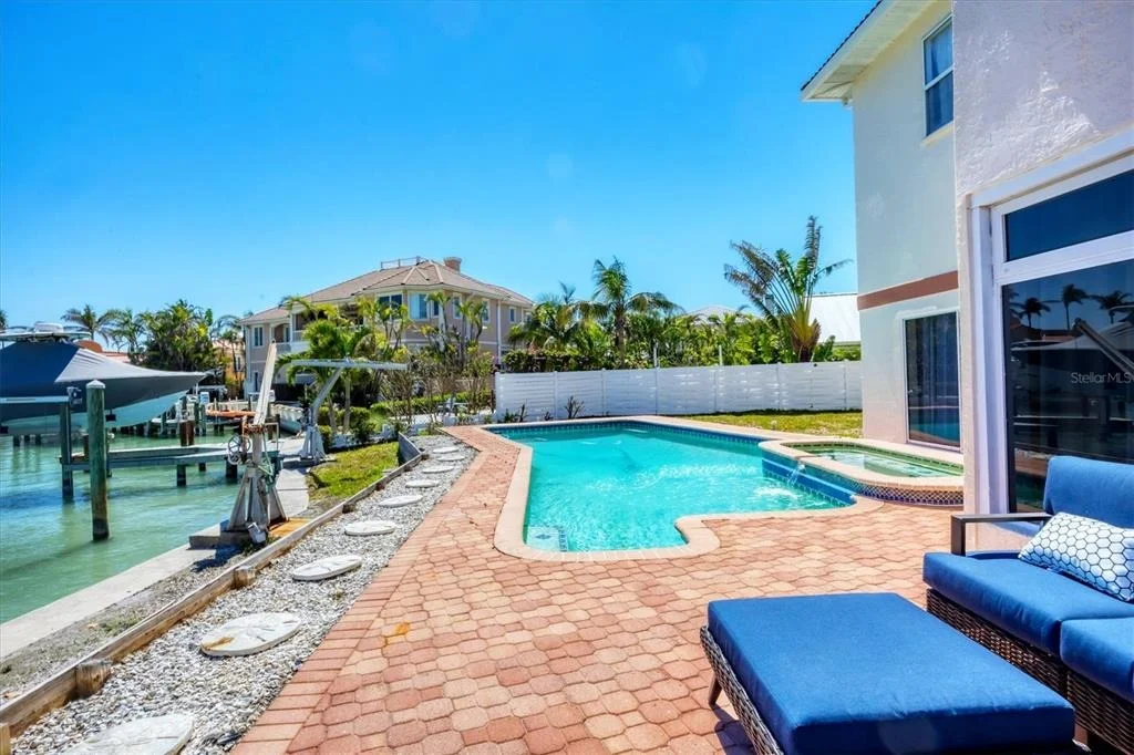 Photo of 919 KEY WAY