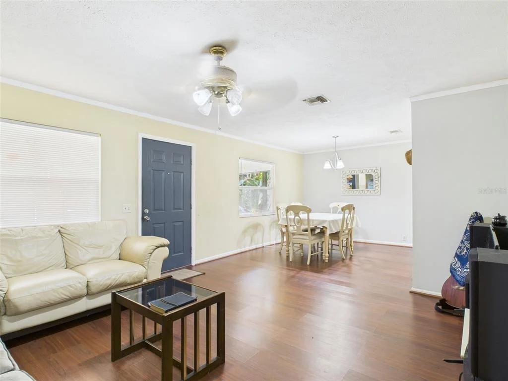 Photo of 13014 LINCOLN ROAD
