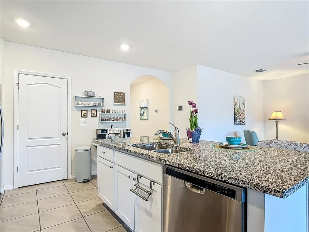 Photo of 712 RED HAWK LANE