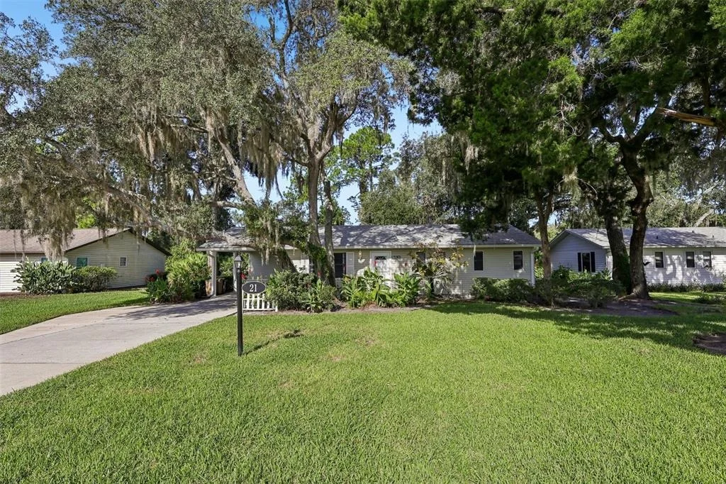 Photo of 21 ABERDEEN CIRCLE