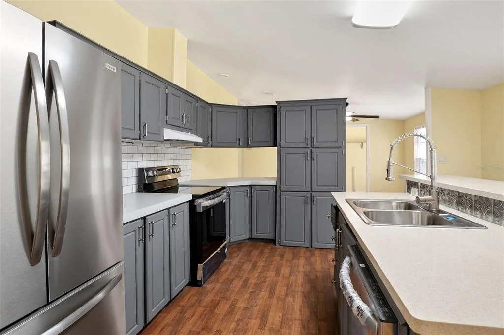 Photo of 321 KENT ROAD