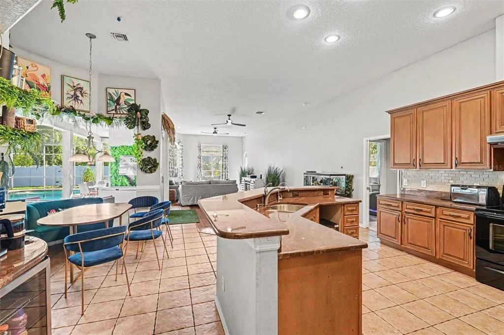 Photo of 1325 TALL MAPLE LOOP