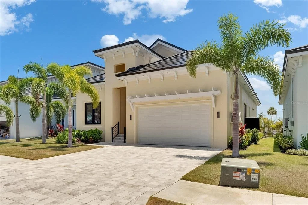Photo of 6532 SIMONE SHORES CIRCLE