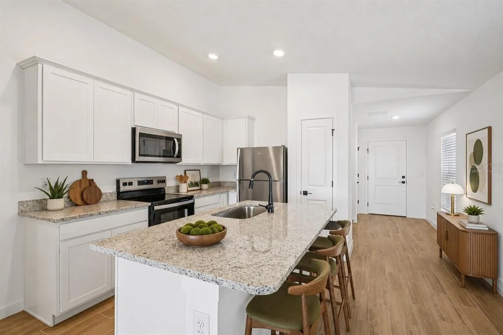 Photo of 7112 CANOPY LANE
