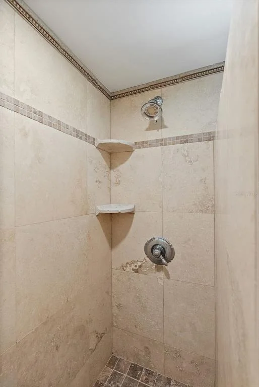 Photo of 2371 LANDINGS CIRCLE