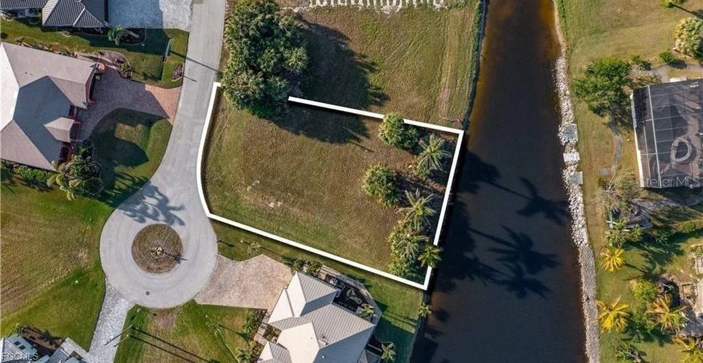 Photo of 16219 CAYMAN LANE