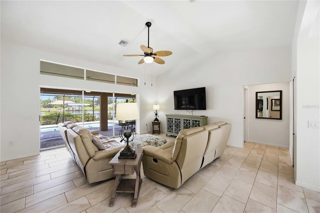 Photo of 15564 RUSTON CIRCLE