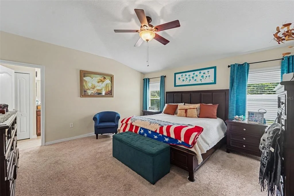 Photo of 10048 IVES LOOP
