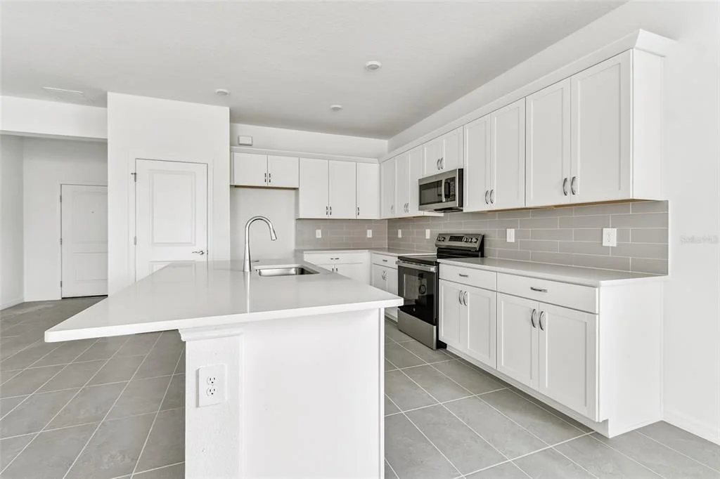 Photo of 9122 OPTIMIST WAY