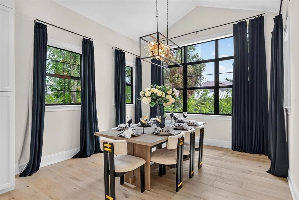 Photo of 656 TROPICAL CIRCLE