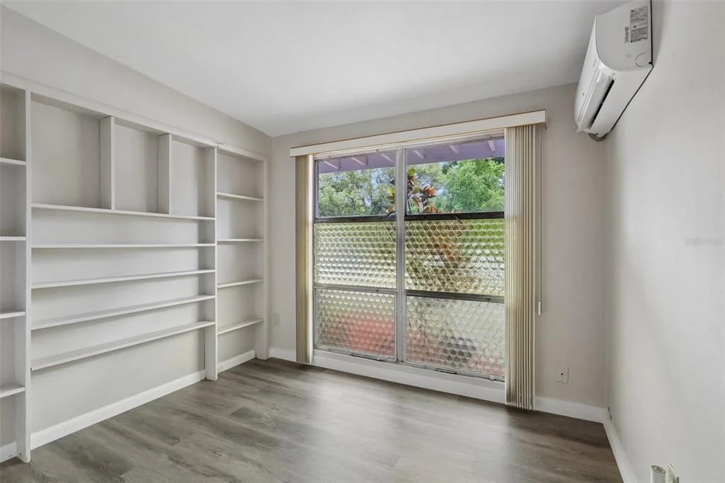 Photo of 2117 BARCELONA DRIVE