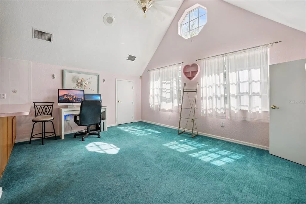 Photo of 21033 VIOLET ROAD