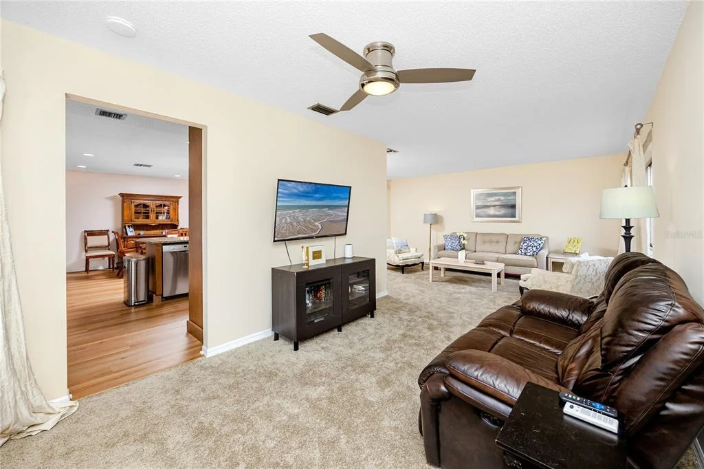 Photo of 14012 CASCADE LANE