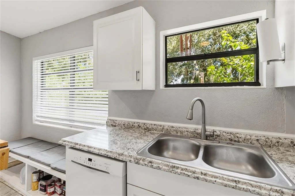 Photo of 507 BEVERLY AVENUE