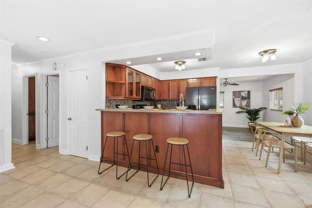 Photo of 961 LEXINGTON DRIVE