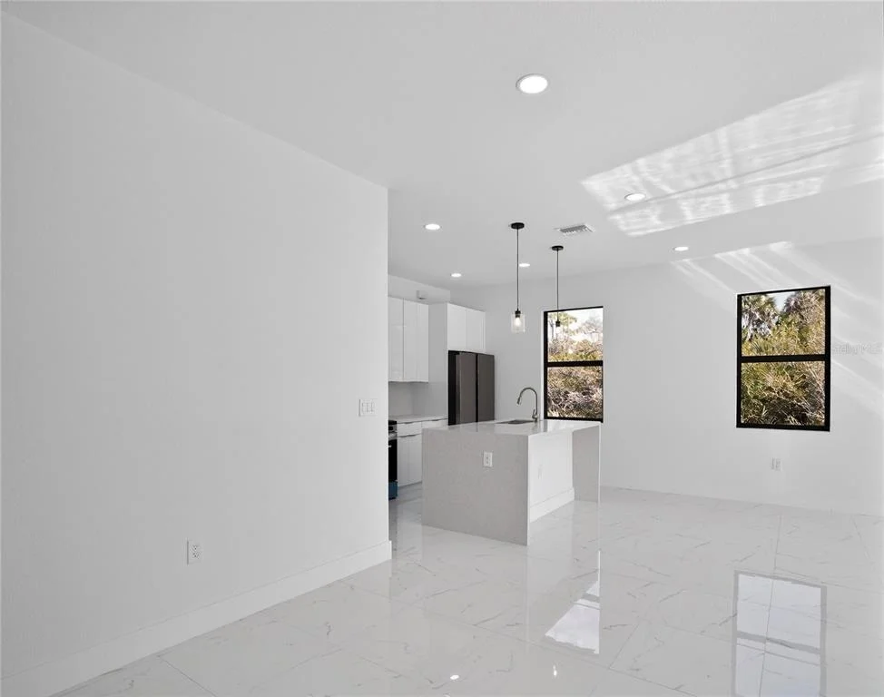 Photo of 336 SUNSET ROAD