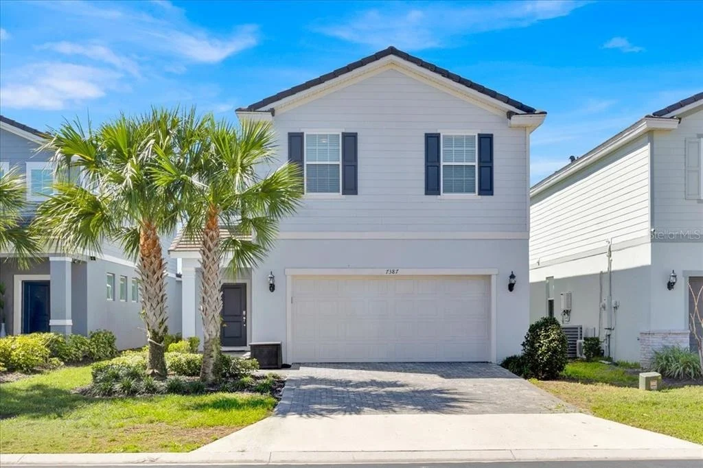 Photo of 7387 OAKMOSS LOOP