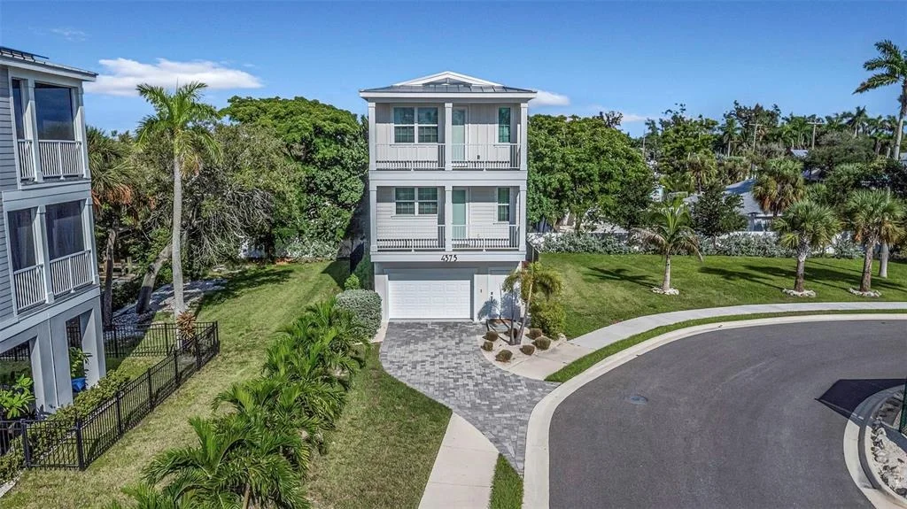 Photo of 4375 MARINA VIEW WAY