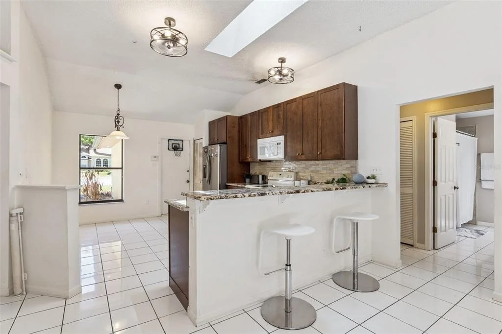 Photo of 1462 DEER LAKE CIRCLE