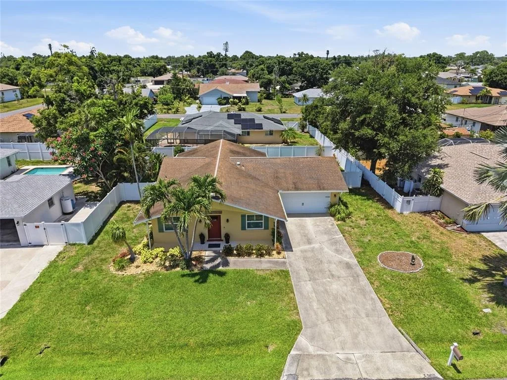 Photo of 707 BEVERLY ROAD