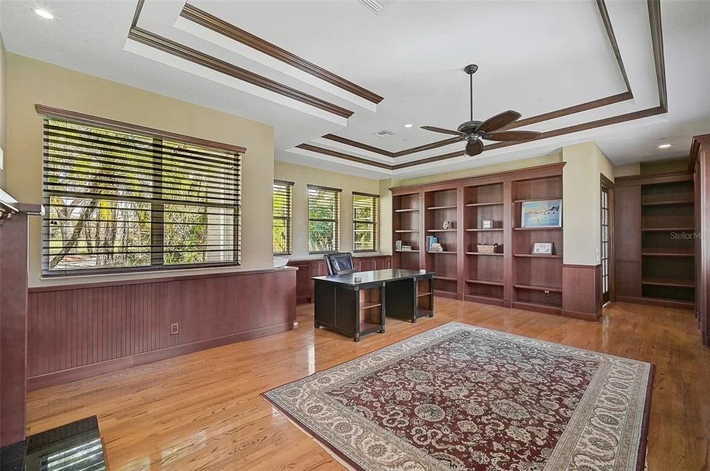 Photo of 854 MACEWEN DRIVE