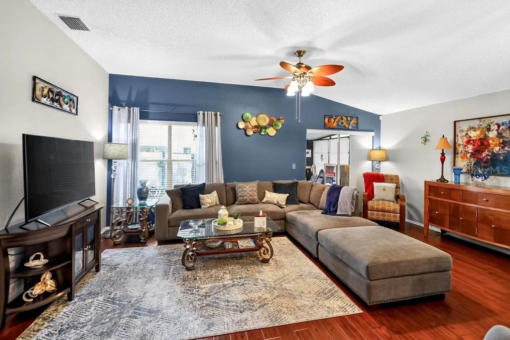 Photo of 852 FRANKLIN CIRCLE