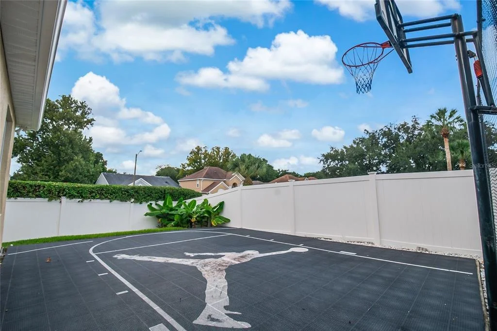 Photo of 116 OAK GROVE CIRCLE