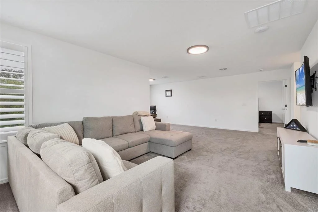 Photo of 10622 WYNWARD WAY