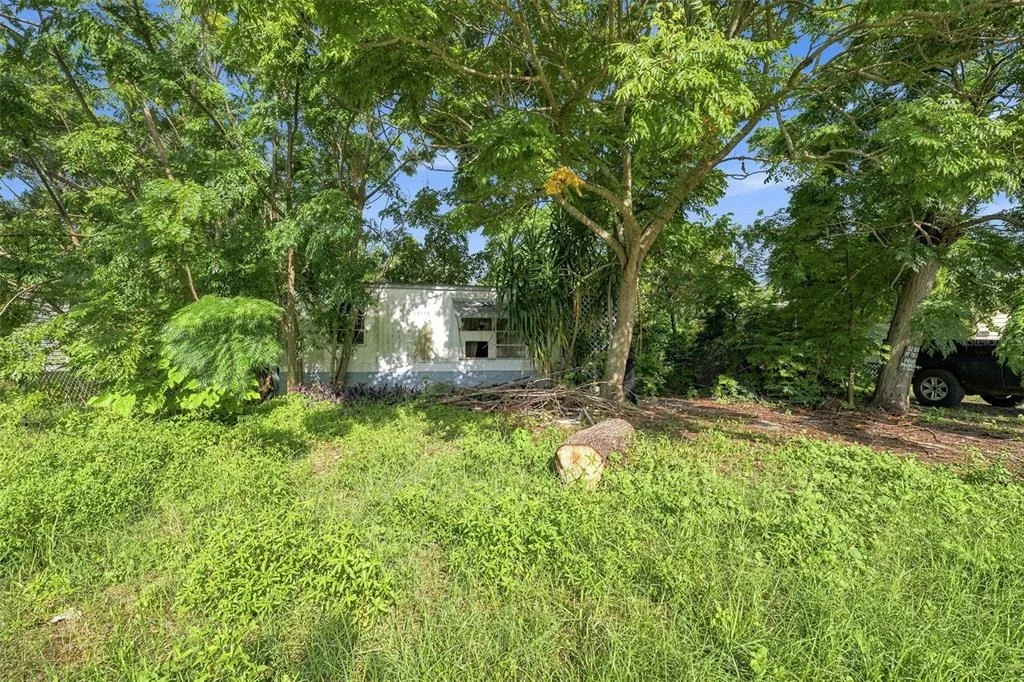 Photo of 13129 CLERMONT STREET