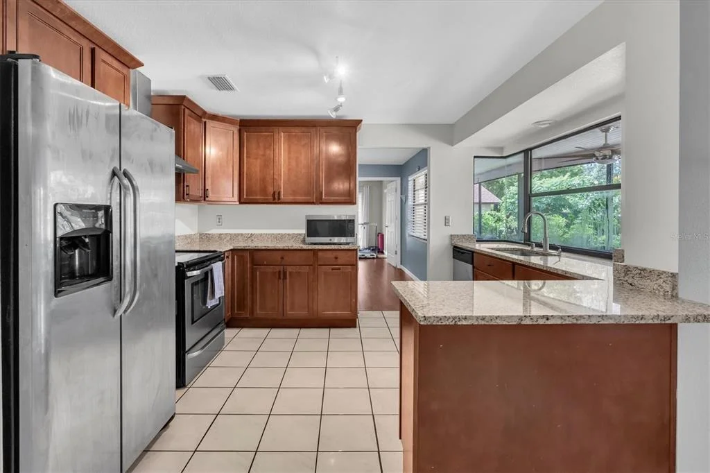 Photo of 914 HARBOR CIRCLE