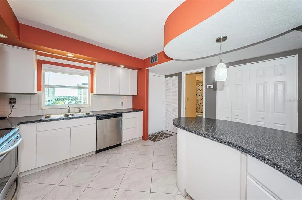 Photo of Unit 604 at 4725 COVE CIRCLE